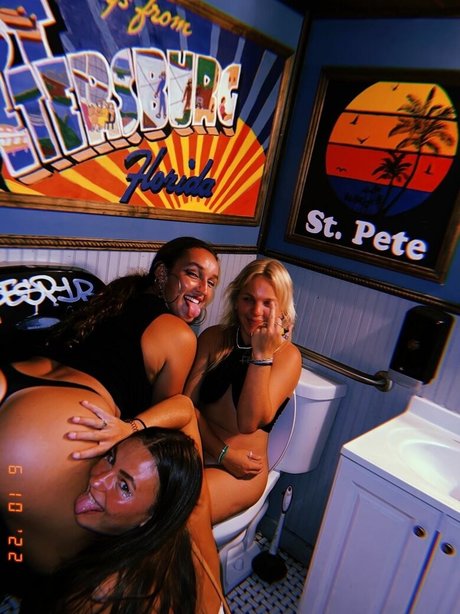 Melissa Aleene Kight model nudes images