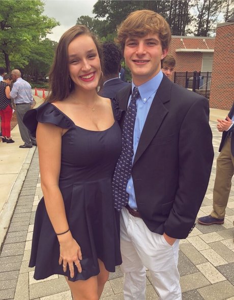 Melissa Aleene Kight erotic model img