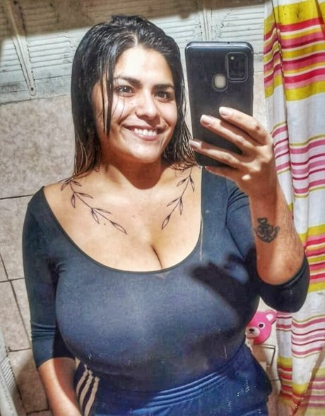 Marlii Rodriguez model free pictures