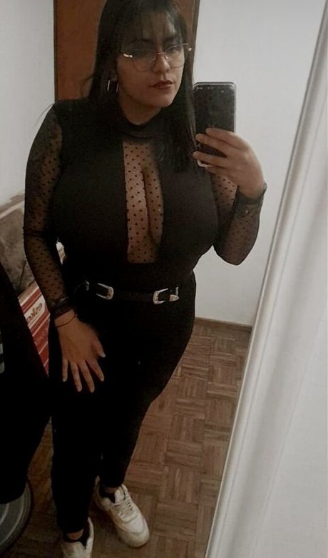 Marlii Rodriguez naked pornstar pictures