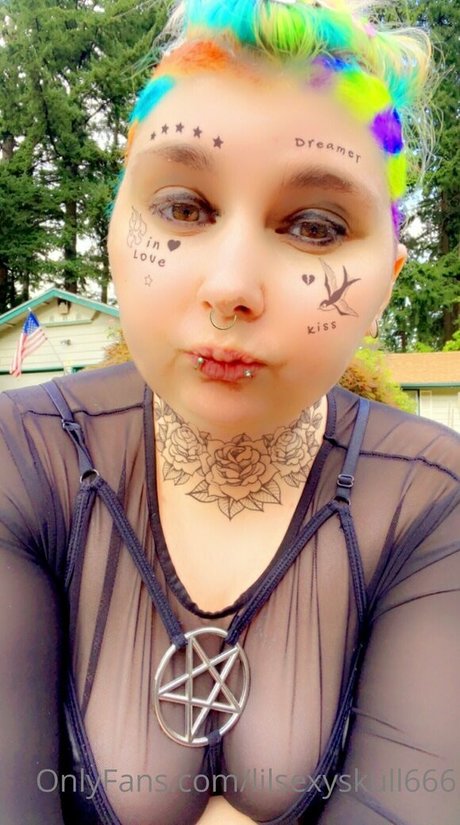 Skylar Rose Zombiez nude pornstar photo