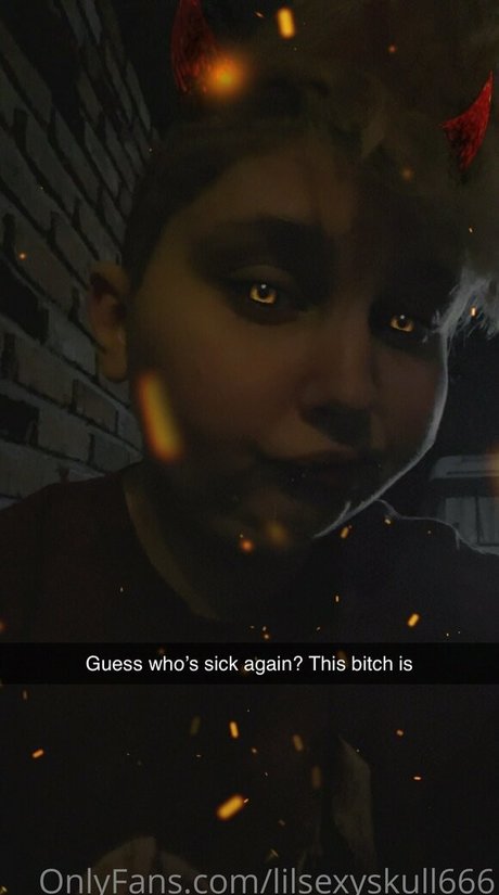 Skylar Rose Zombiez pretty pornstar gallery