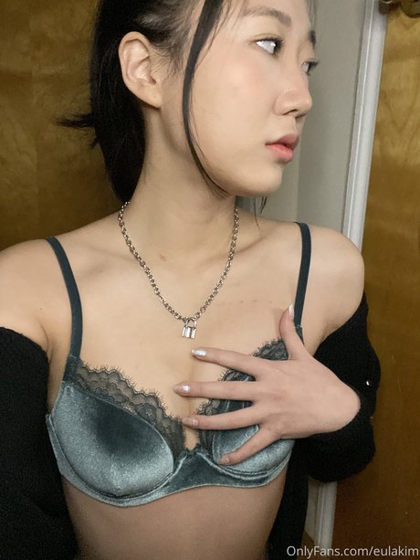 Eulakim model xxx image