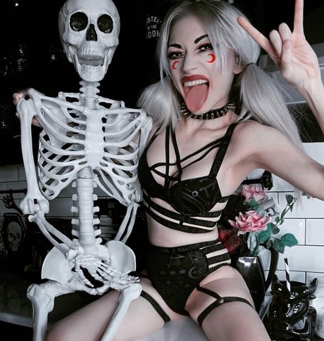 deathcandy model pretty archive