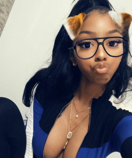 indian milf onlyfans porno pic