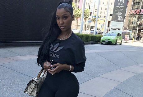 Realamarie pretty star archive