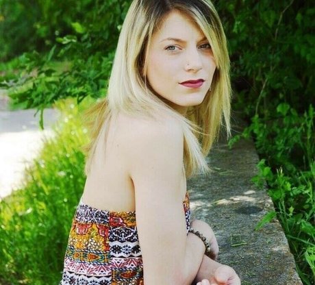 anonymousanneh model best img