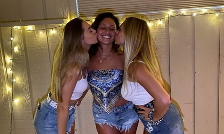 Gracie Diewald naked model images