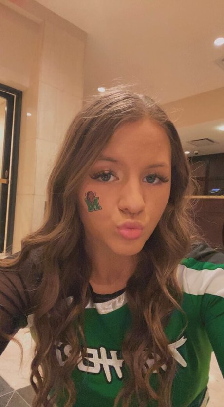 Alexus Emerson model nudes gallery