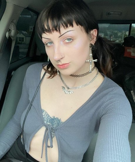 skinny babe onlyfans sexy naked pictures