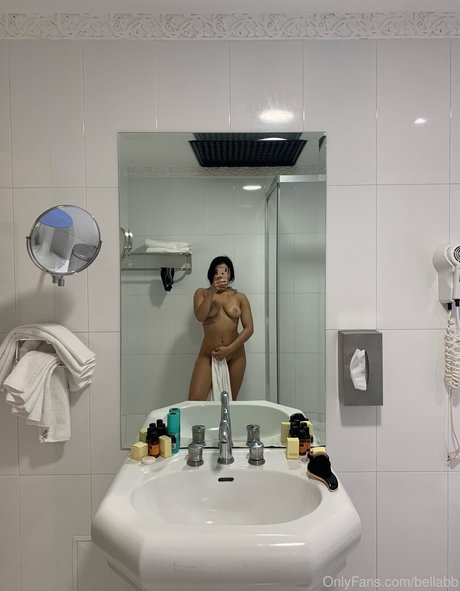 Bella Lagares high quality pornstar photo