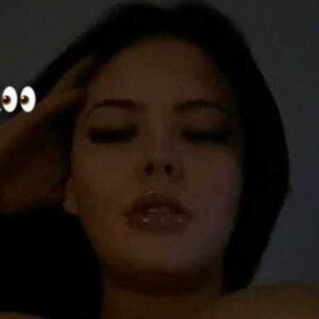 Courtney Leigh hot star image