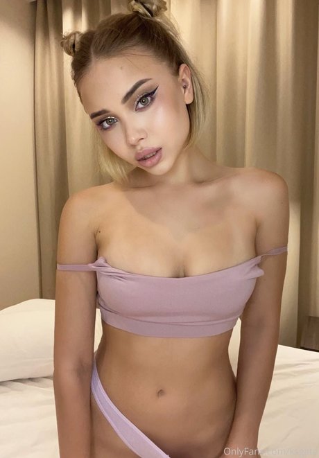 Ksenia Gato nice pornstar pictures