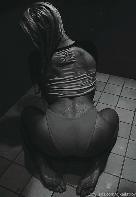 tiktok stars onlyfans nude galleries