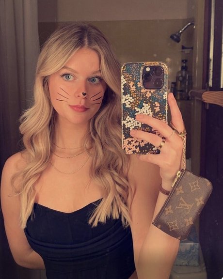 mariawedding star nude photo