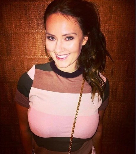 Dee Devlin model art photos