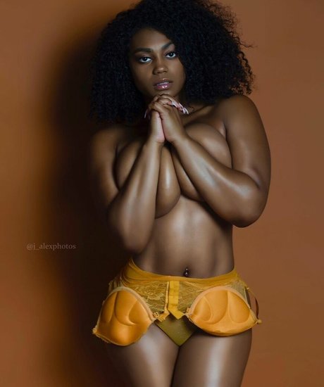 Kiera Nicole hd model archive