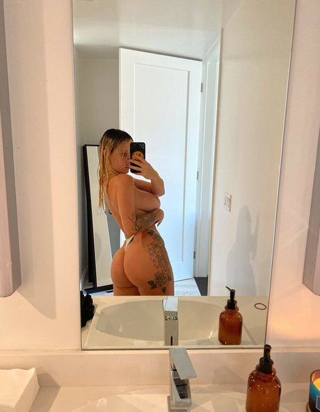 loganvalerie pretty star img