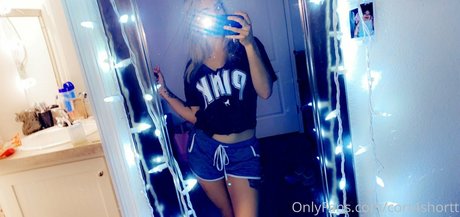 cort4shortt porn model images