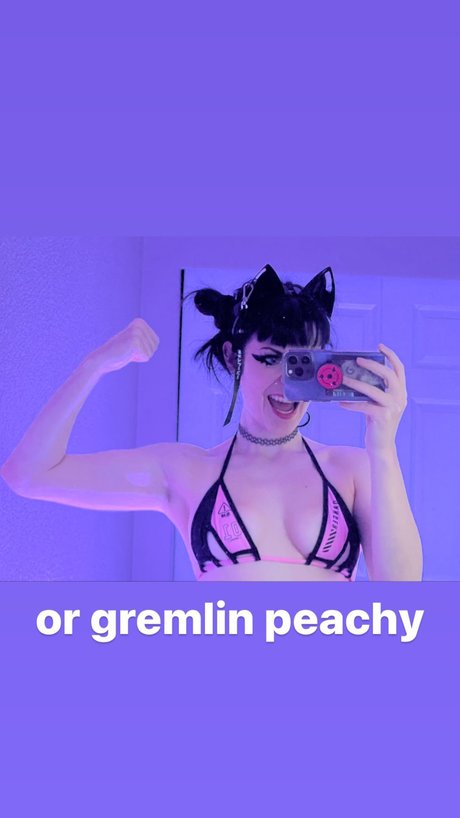 PeachyFry best pornstar photos