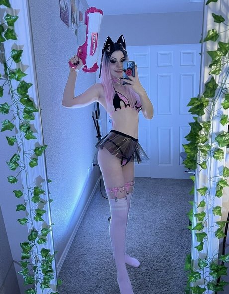 PeachyFry star free pictures