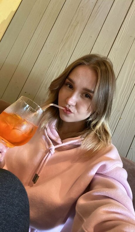 DollHole GrabFuck star naked picture