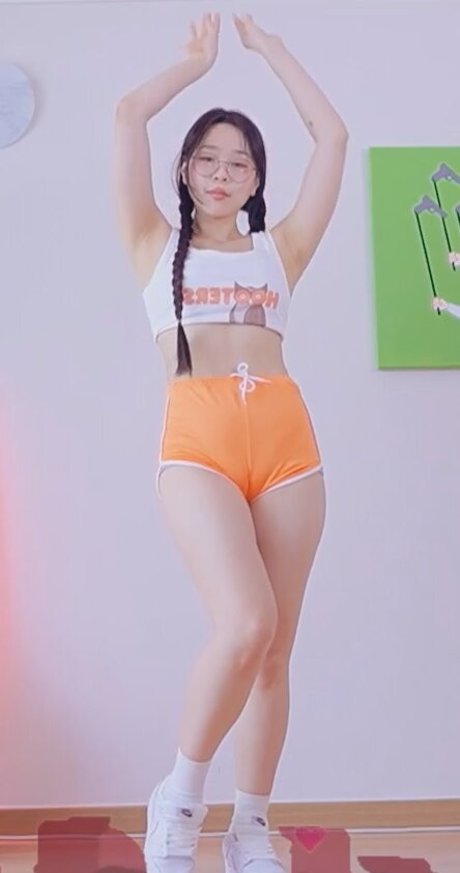 Ninibae Sang A Yonini porn star pictures