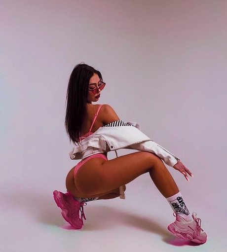 Yakusheva Yana beautiful pornstar pics