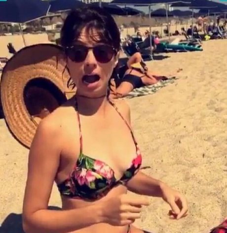 Kate Micucci star beautiful images