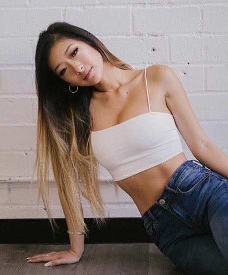 Gloriawuuu star art gallery