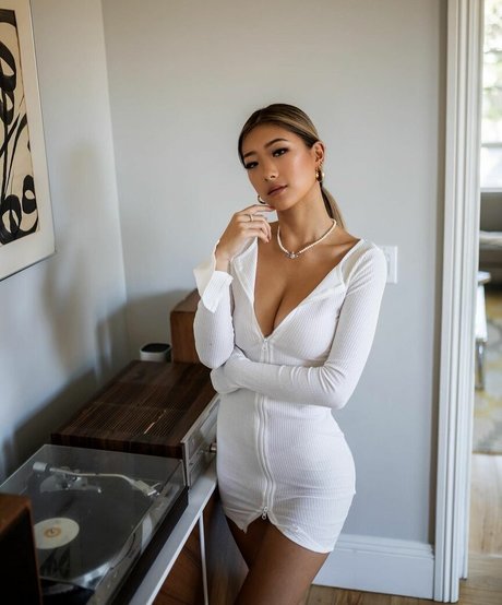 Gloriawuuu exclusive pornstar pics