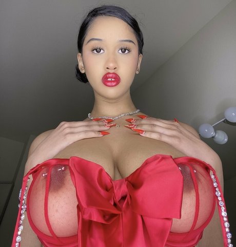 Pia Bunny high quality actress photos