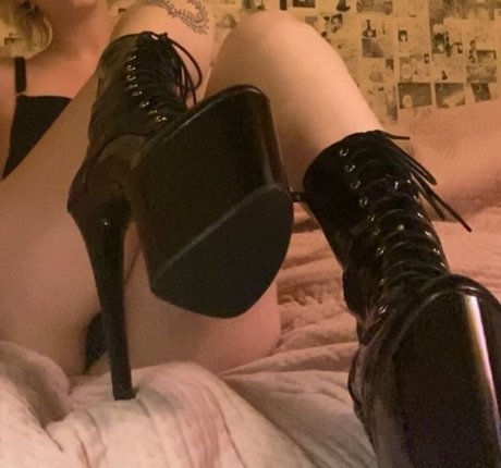 Spitbaby porn actress photos