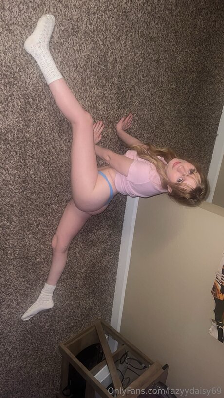 Lazyydaisy69 pornstar sexy images