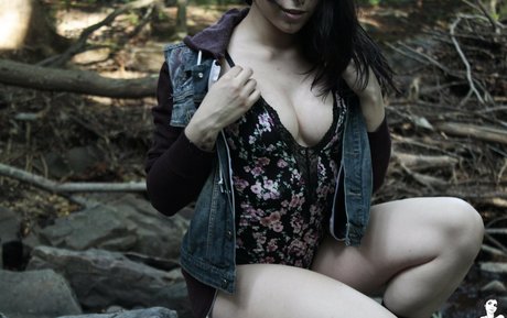 Skyhook Nova beautiful actress photos