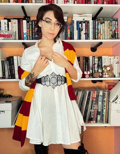 latina onlyfans sexy nudes image