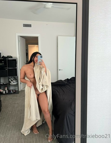 trixieboo21 pornstar adult galleries