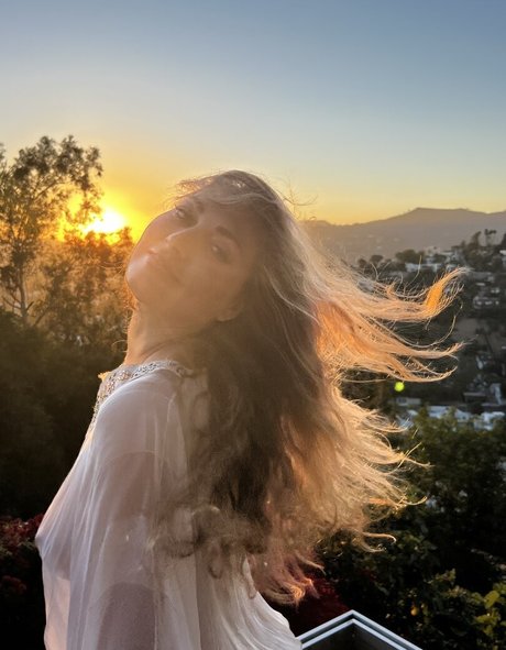 Nora Segura star art gallery