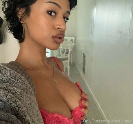 Smokianaaa star art photo