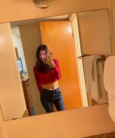 ChloeNight beautiful model gallery