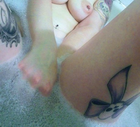 Roxxi Diamond Quick photo