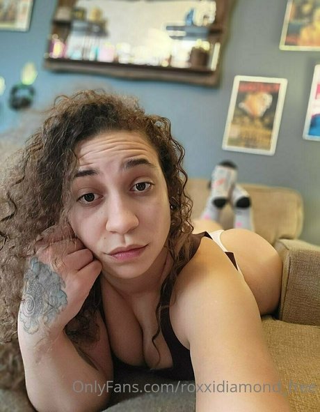 Roxxi Diamond star free photos