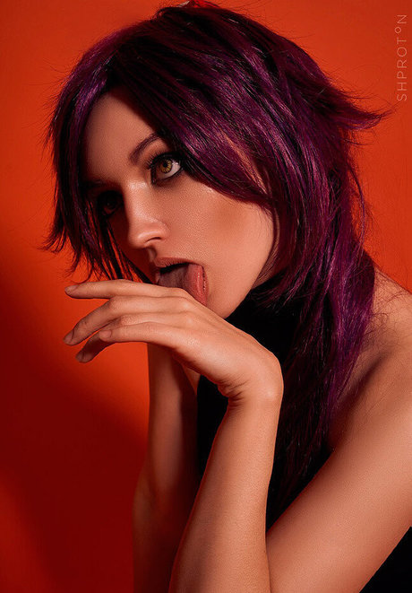 Shproton adult actress pic