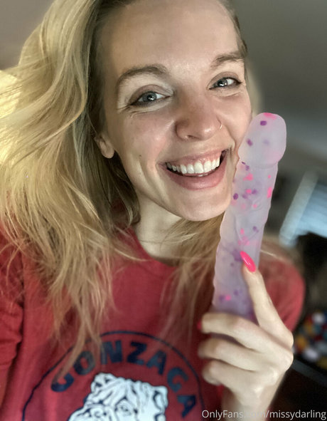 Missy Darling model pretty images