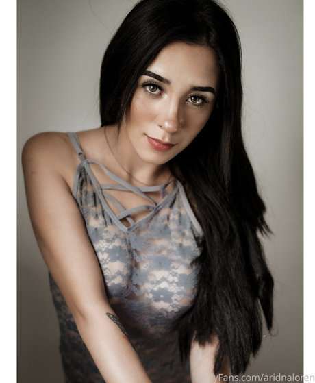 Ariadna Lorenzana pornstar hd photo