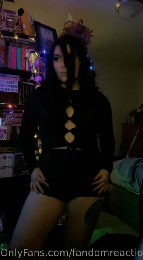 FandomReactions erotic actress pics