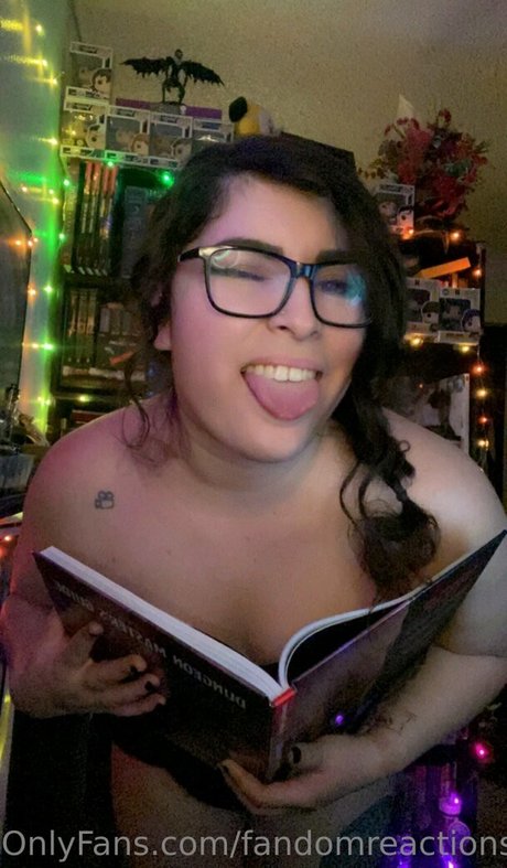 FandomReactions star porn image