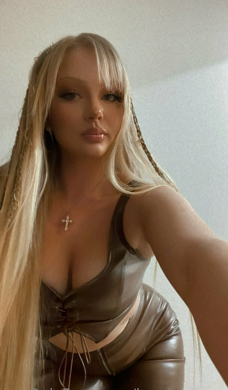 famous nude onlyfans hot sexy photos