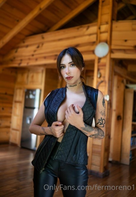 Fer Moreno perfect model photo