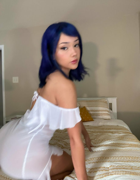 Isa Marin pornstar naked images